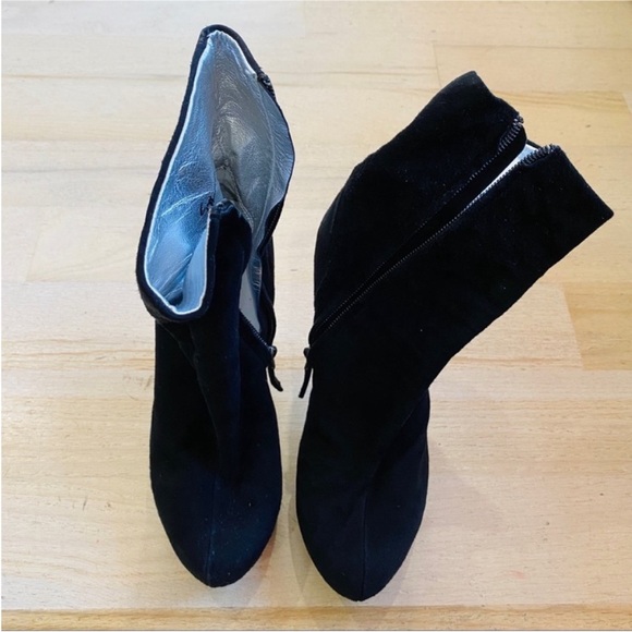 Giuseppe Zanotti black with silver heels hidden platform bootie EUC - Picture 5 of 8